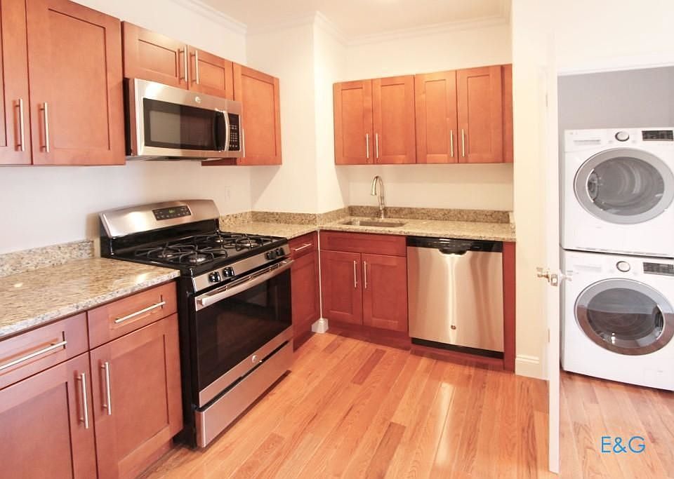 1st image of 720 W 172nd St #4BB