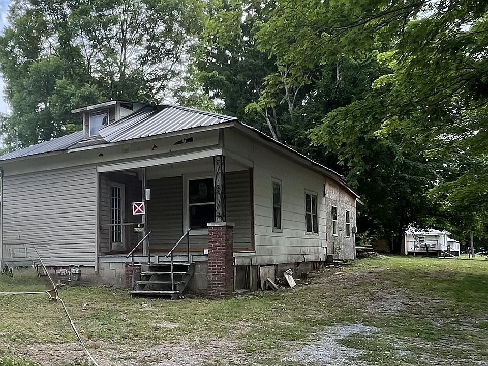 2nd image of 1505 Railroad Ave