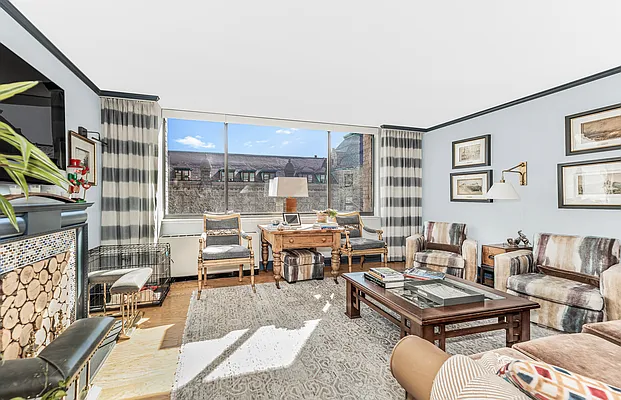 Rented by Brown Harris Stevens | media 35