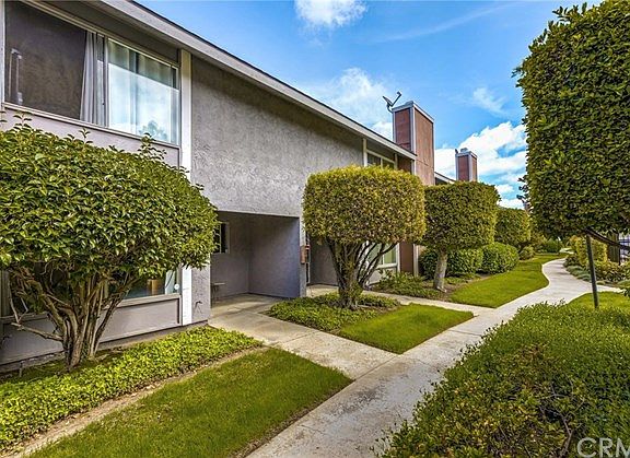 2nd image of 6158 Hefley St #27