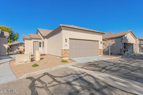 846 N Pueblo Dr Photo 1