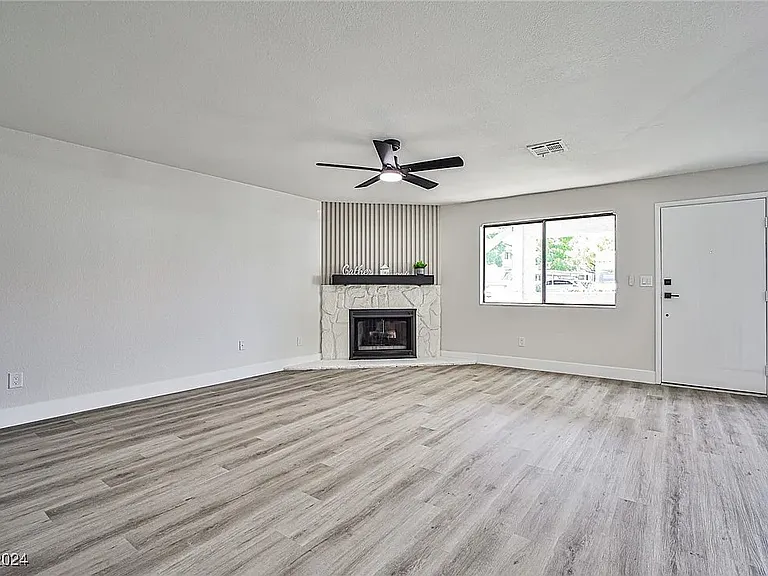 2712 Beaver Creek Ct #101 — Photo 9