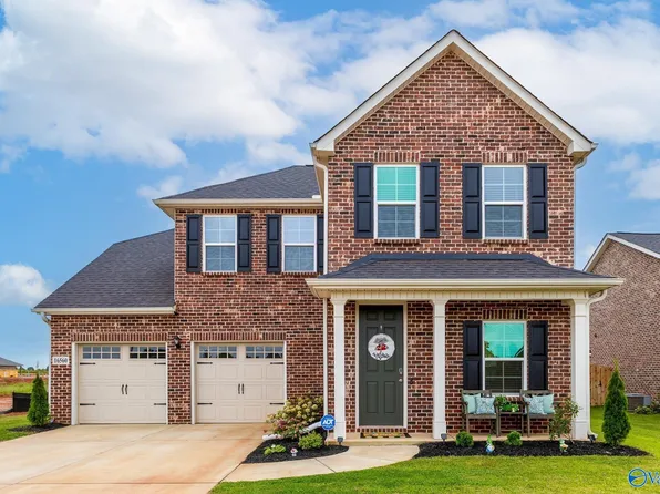 16560 Demi Dr, Athens, AL 35613