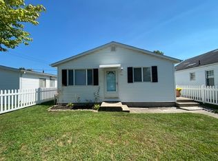 906 Burdette St, Mishawaka, IN 46544
