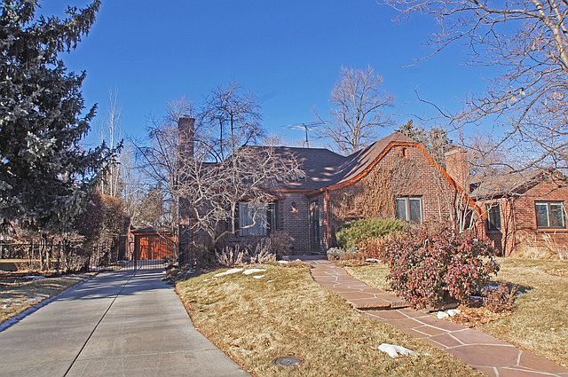 1st image of 695 Fairfax St