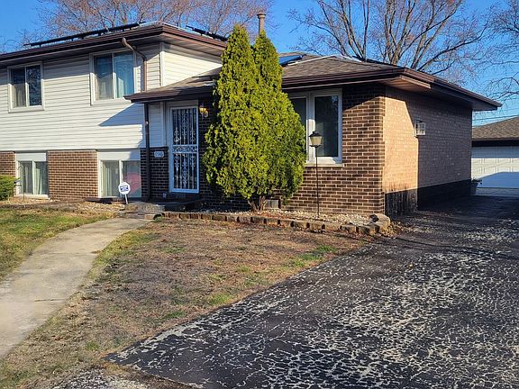 3rd image of 6546 107th St
