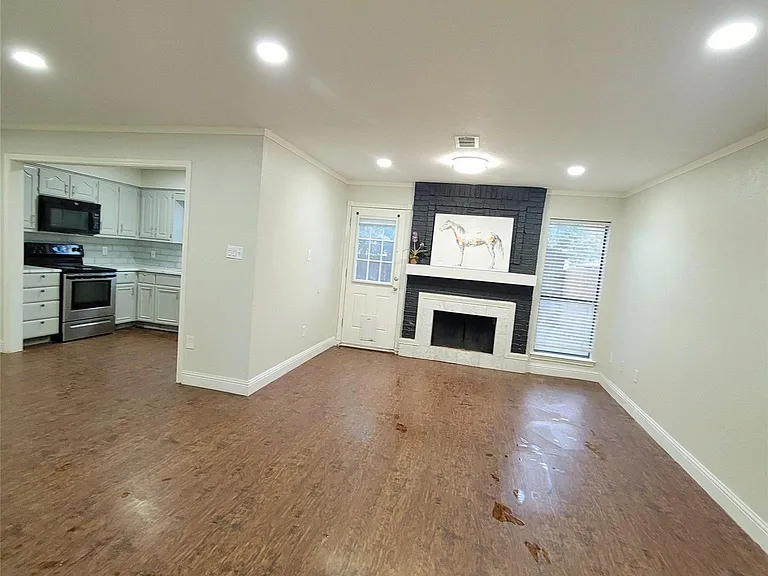 230 McCarley Pl — Photo 11