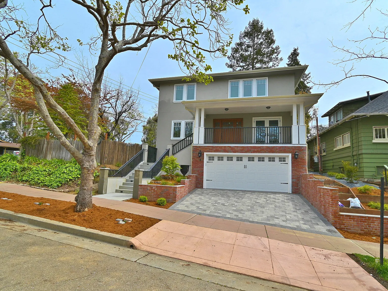 5 bed, 3200 sqft, $12,000 — Photo 1