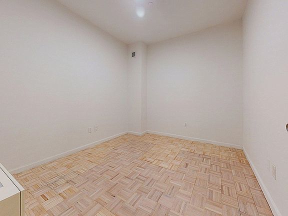 4th image of 90 Washington St APT 12v