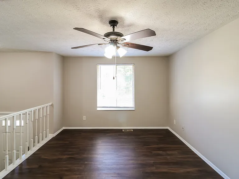 6818 Graves Mill Dr — Photo 5