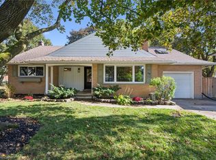 38 Yule Pl, Kitchener, ON N2B 2J8