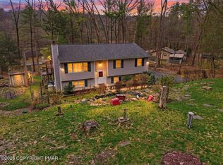 606 Rimrock Rd, Bartonsville, PA 18321