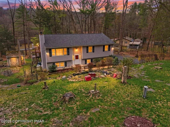 606 Rimrock Rd, Bartonsville, PA 18321