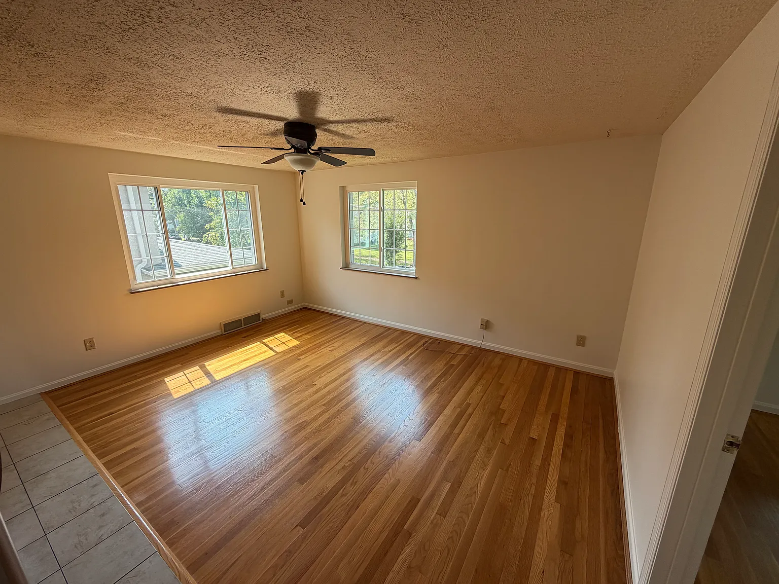 1 bed, $1,099 — Photo 2