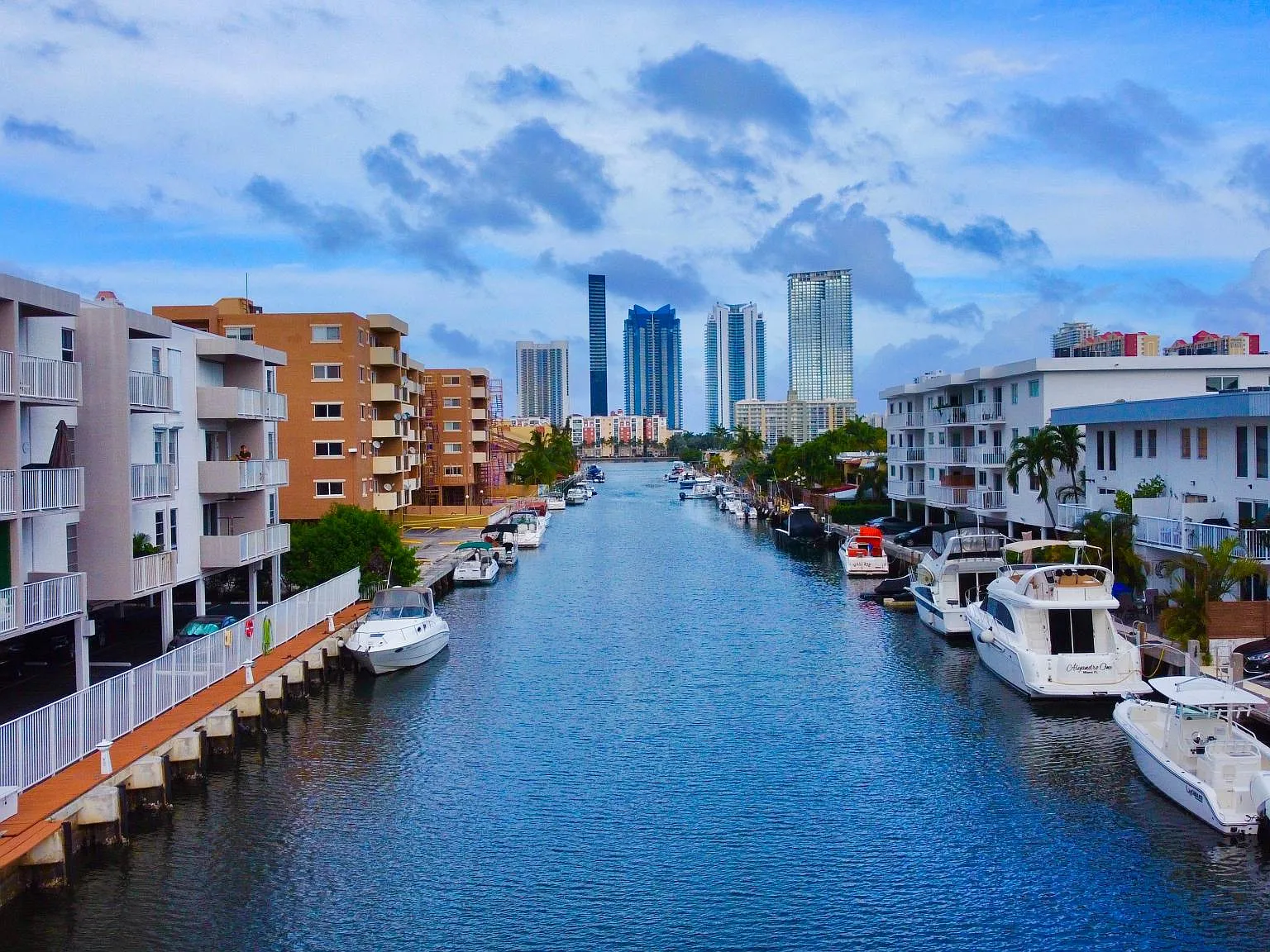 1 bed, 780 sqft, $1,950 — Photo 1