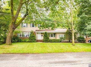 82 Van Horn St, Demarest, NJ 07627