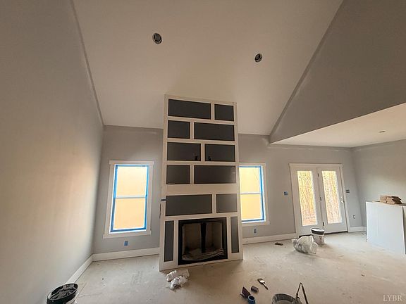 5th image of 20 Semmes Ct