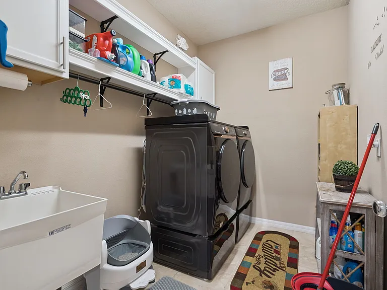 5457 Animosh Ct — Photo 25