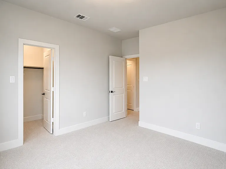 7183 Lathrop Ln — Photo 15