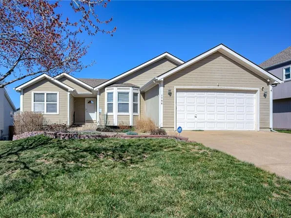 1706 Trevor Ln, Greenwood, MO 64034