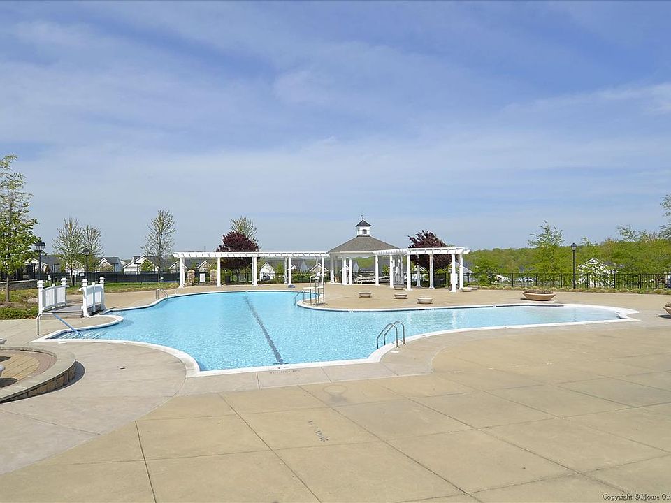 1st image of 17017 Four Seasons Dr