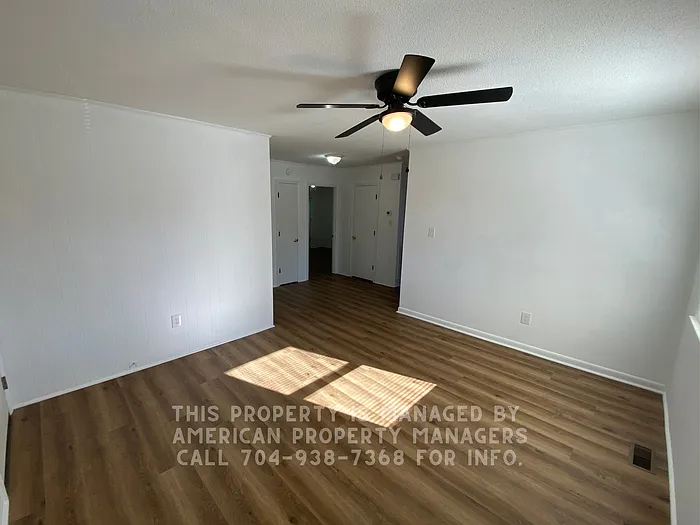 2 bed, 1.0 bath, 875 sqft, $1,225 — Photo 2