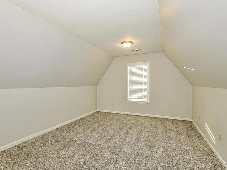1550 Far Dr — Photo 11