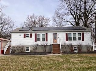 33 Victoria Dr, Newburgh, NY 12550
