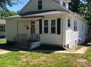 1800 Cora St, Crest Hill, IL 60403