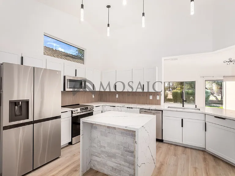 1567 E Black Diamond Dr — Photo 18