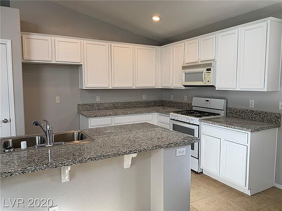 5th image of 5913 Lava Creek Ct