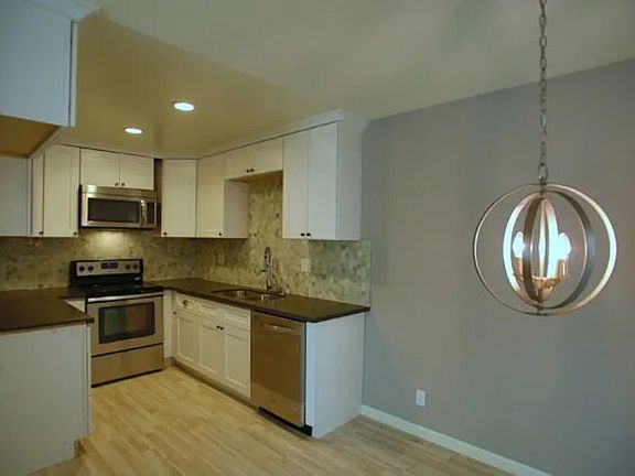 2nd image of 5518 Armitos Ave APT 91