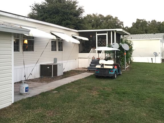 5th image of 85 Hillsborough Dr
