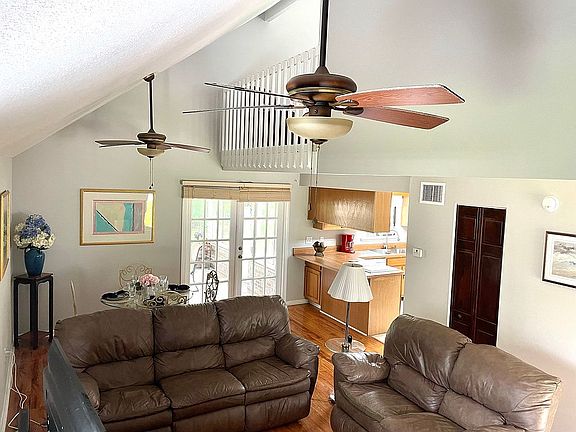 2nd image of 10161 Pine Breeze Rd W