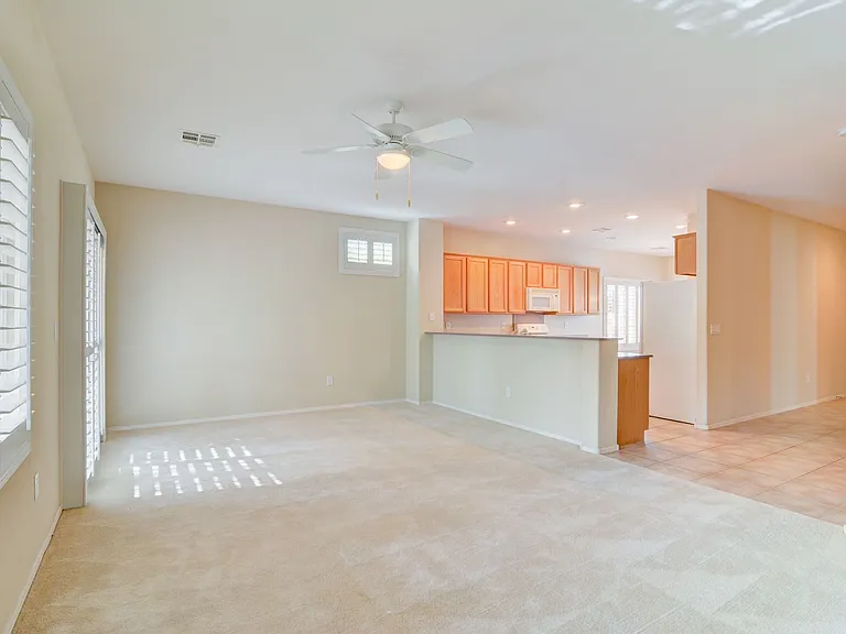 2173 Burris Hill Dr — Photo 3