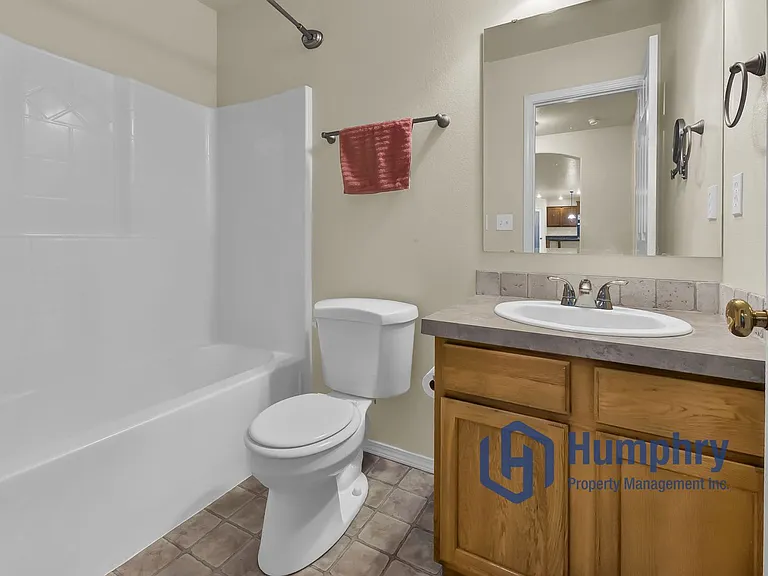 3956 E Granger Dr — Photo 36