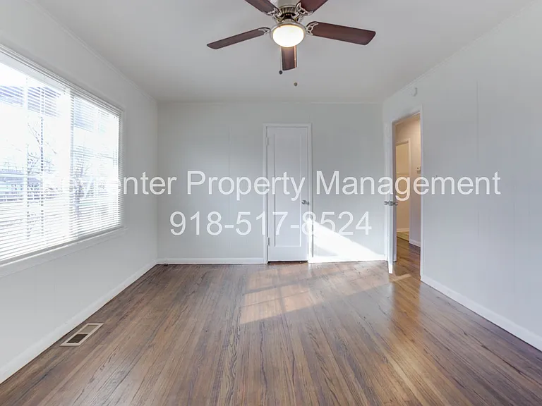 3743 W 42nd Pl — Photo 16