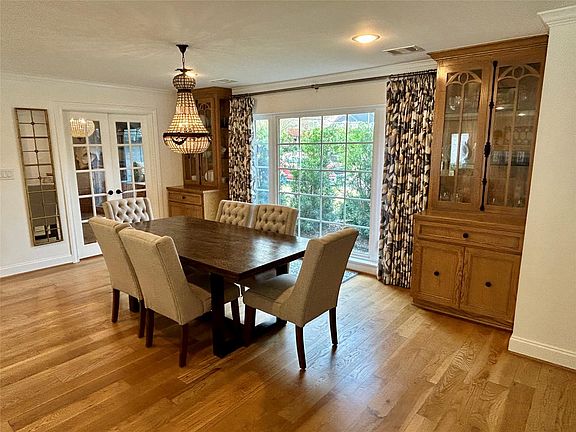 3rd image of 15719 Foxgate Rd