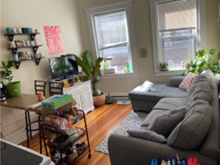 883 Huntington Ave #3 — Photo 11
