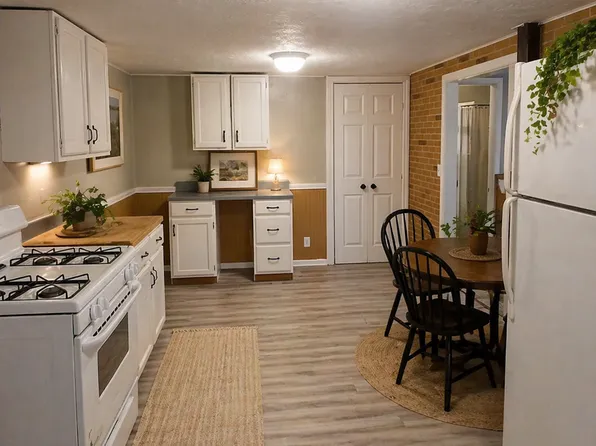 2202 S Penn St, Muncie, IN 47302