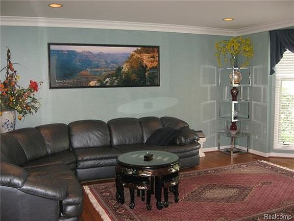 5th image of 37615 Turnberry Ct