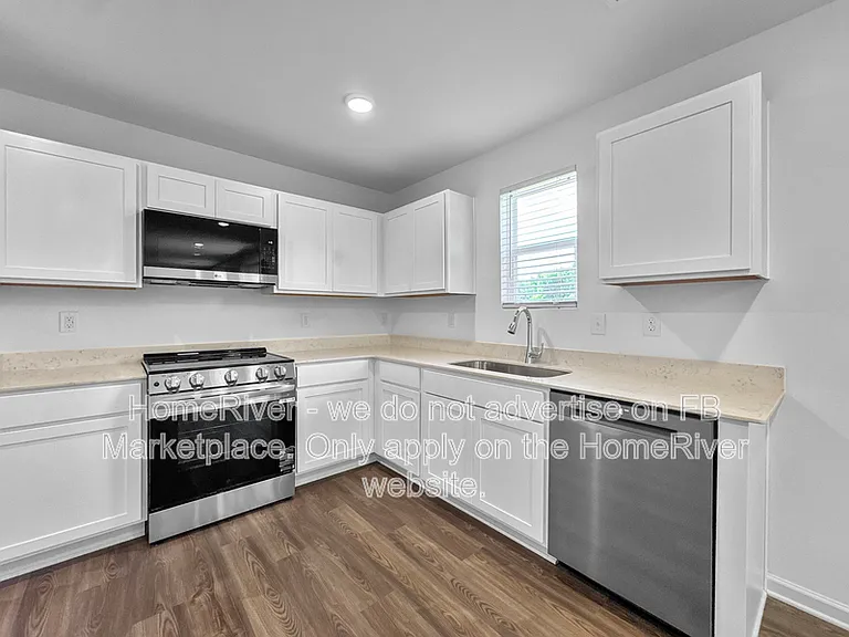 111 Weller Ln — Photo 2