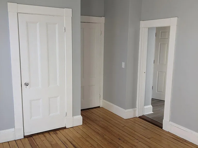 81 Cottage St #1-R — Photo 14