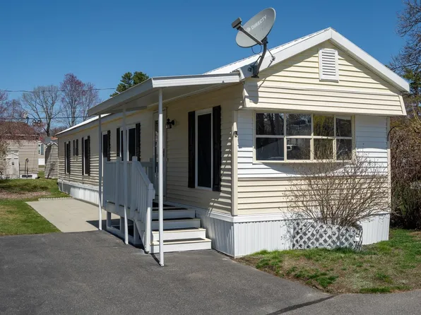 3 Hunter Boulevard, Londonderry, NH 03053