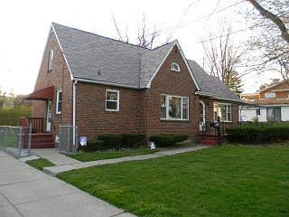 Exterior 1