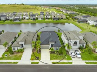 6366 Grandview Hill Ct, Bradenton, FL 34203