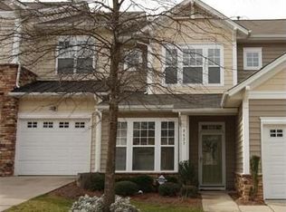 8623 Brookings Dr, Charlotte, NC 28269