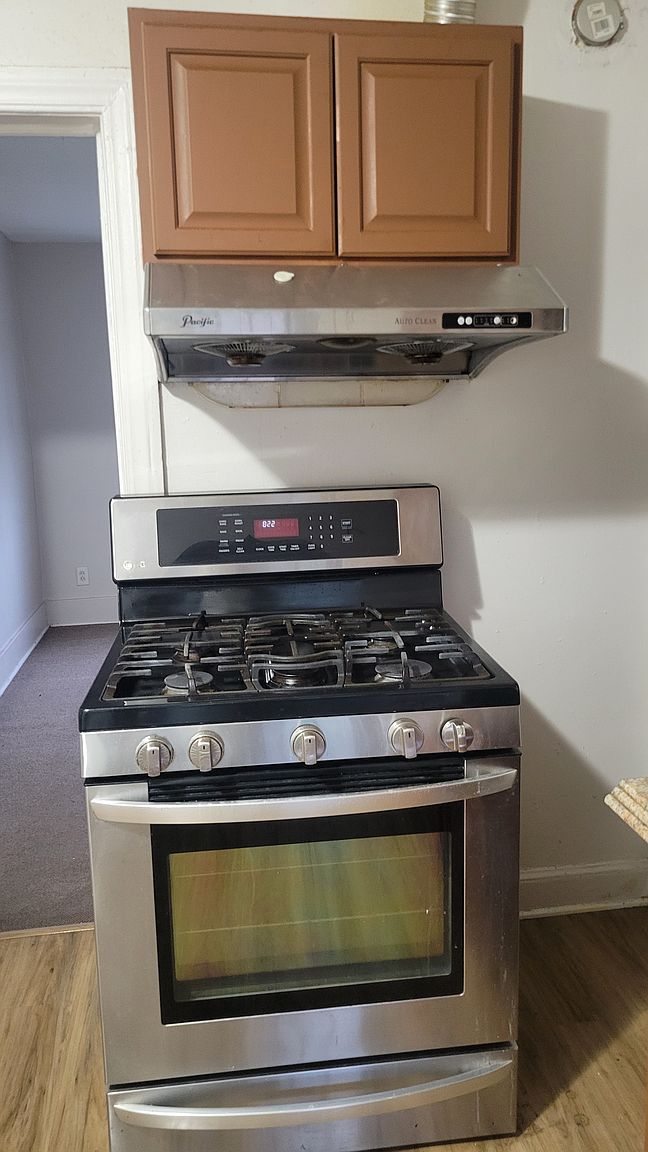 5081 Fredro St #2, photo 10