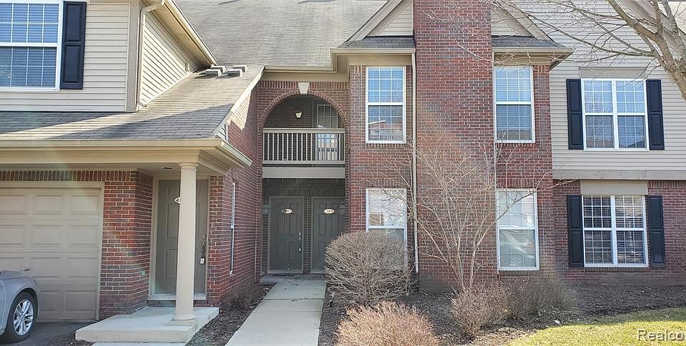 1st image of 28427 Carlton Way Dr