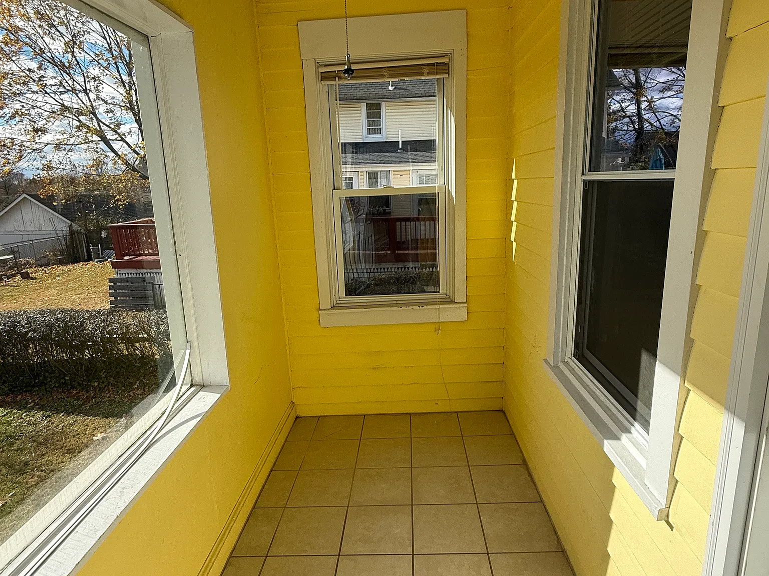4856 Central Ave — Photo 2